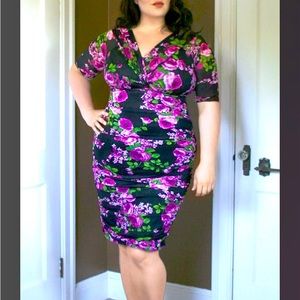 3X Ruched black 1940s style Body-con dress with Beautiful red flowers